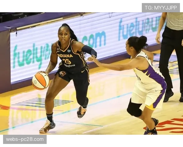 战术深度：上赛季王牌与自由人总决赛的防守对位策略演变