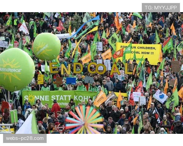 评论:环保组织抗议赛事频密,足球赛程与可持续发展之辩 评论:环保组织抗议赛事频密,足球赛程与可持续发展之辩