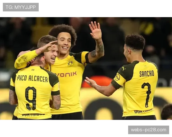 多特蒙德补时点球遭绝杀失分，霍芬海姆延续欧冠希望